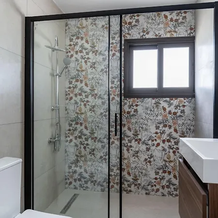 3br With Amazing Sea View And Pool וילה Softades