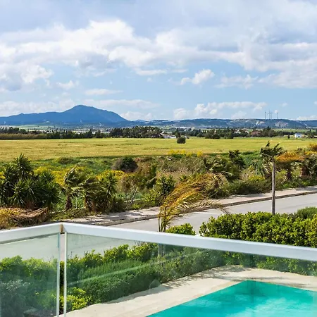 3br With Amazing Sea View And Pool וילה